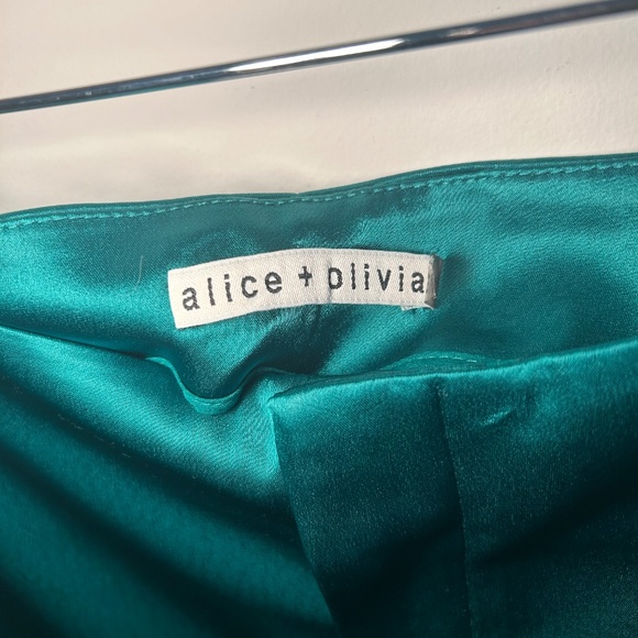Alice & Olivia suit/pant set size 10- Green velvet - Picture 3 of 11
